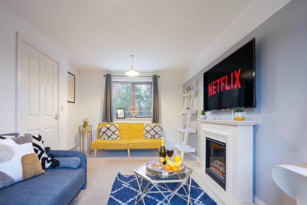 Broughton House With Free Parking, Balcony, Fast Wifi And Smart Tv With Netflix By Yoko Property ミルトン・ケインズ エクステリア 写真